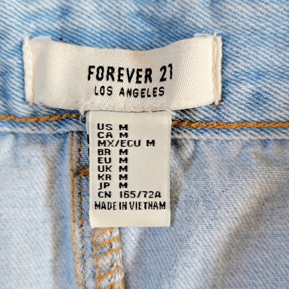FOREVER 21 JEAN SKIRT BNWOT - Picture 2 of 2